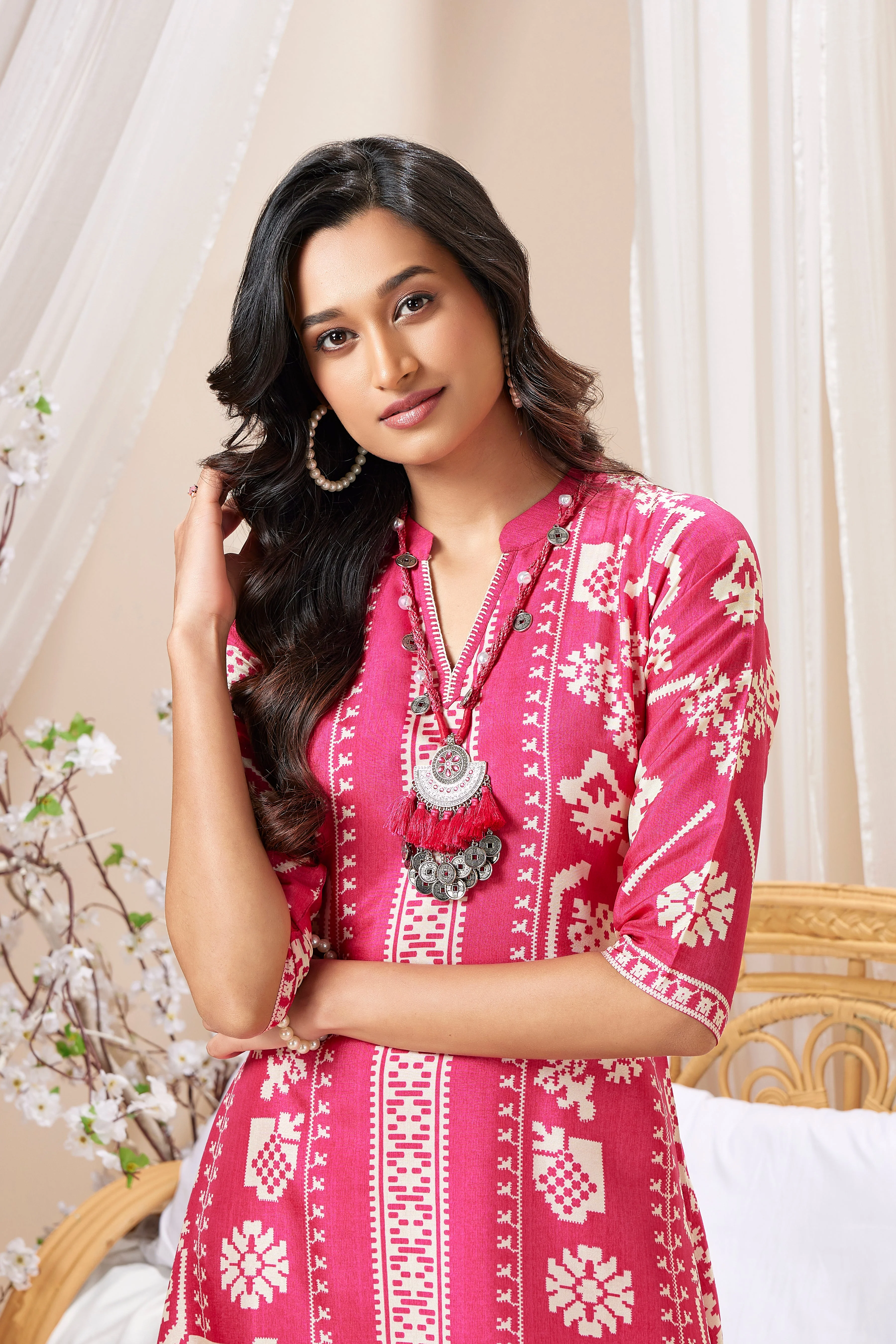 Pink Printed Muslin Silk Kurta Set - Image 2