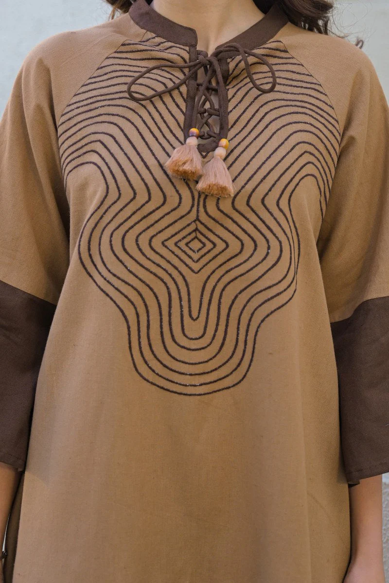 Camel Ripple Embroidered Cotton-Linen Dress - Image 2