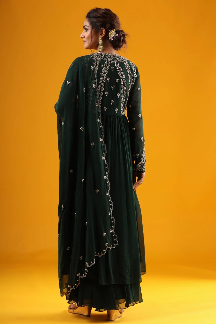Emerald Green Hand Embroidered Kurta &amp; Palazzo With Dupatta - Image 5