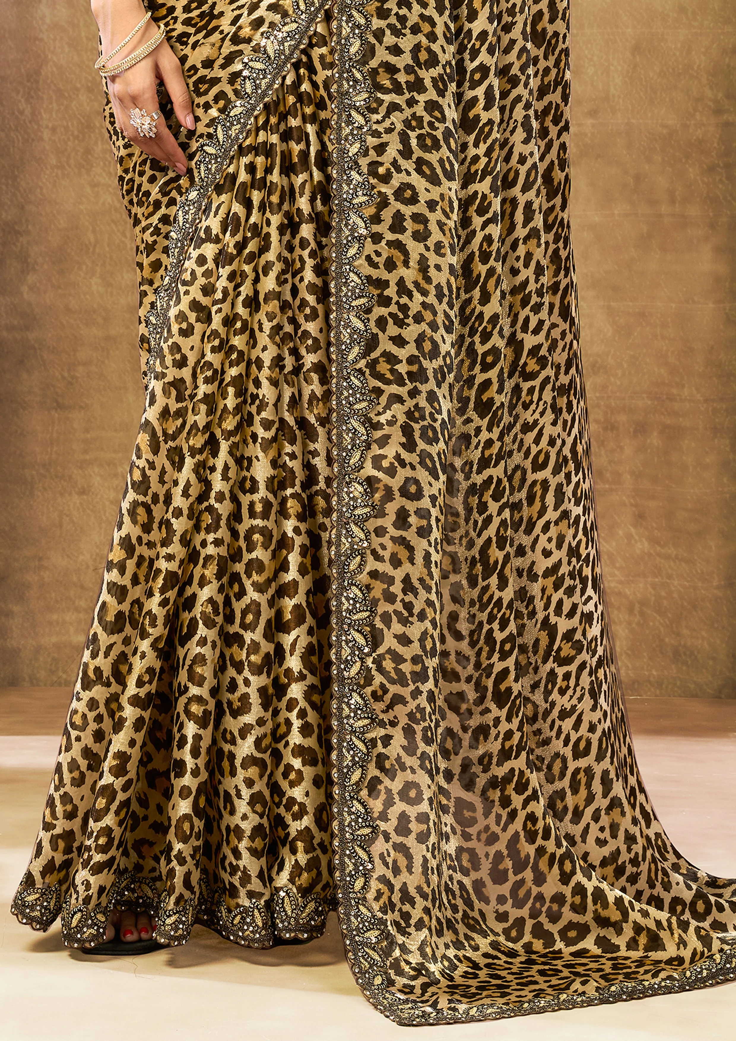 Leopard Muse Embellished Crepe Satin Silk Saree - Image 5
