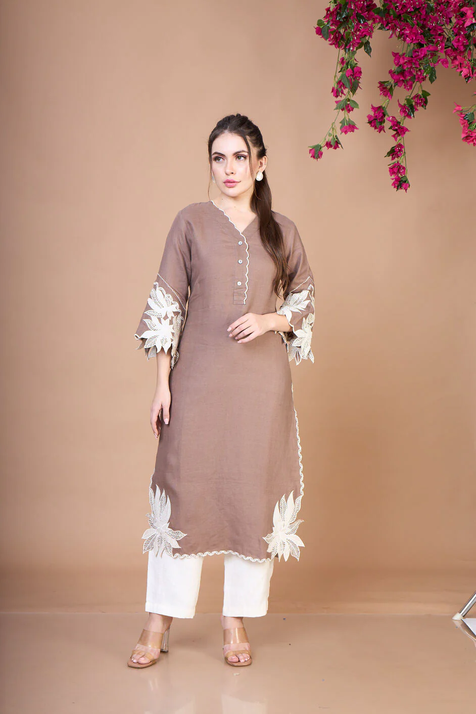 Cocoa Leaf Embroidered Linen Kurta Set
