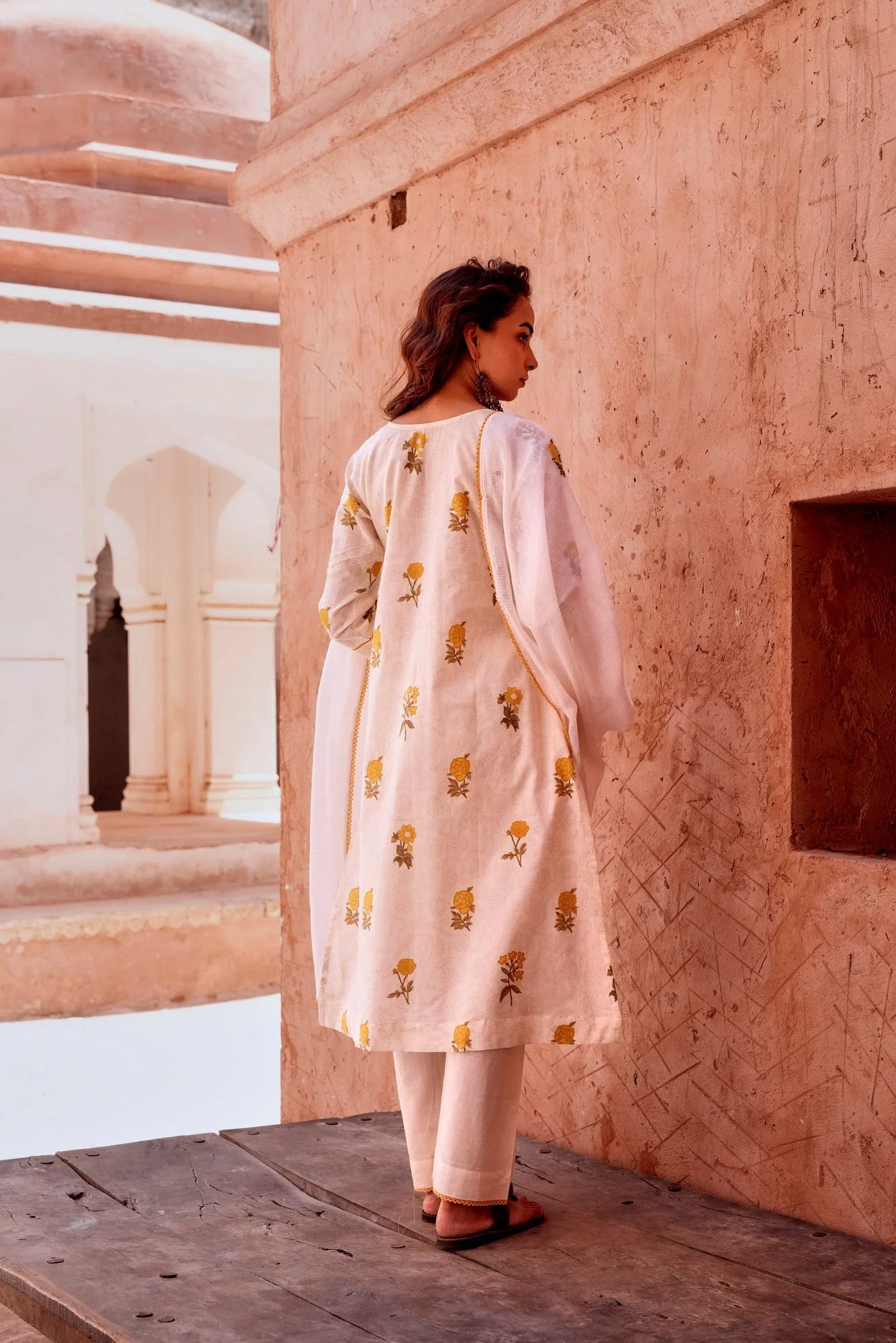 Marigold Blossom Off-White Printed Mul-Cotton Pant Set - Image 7