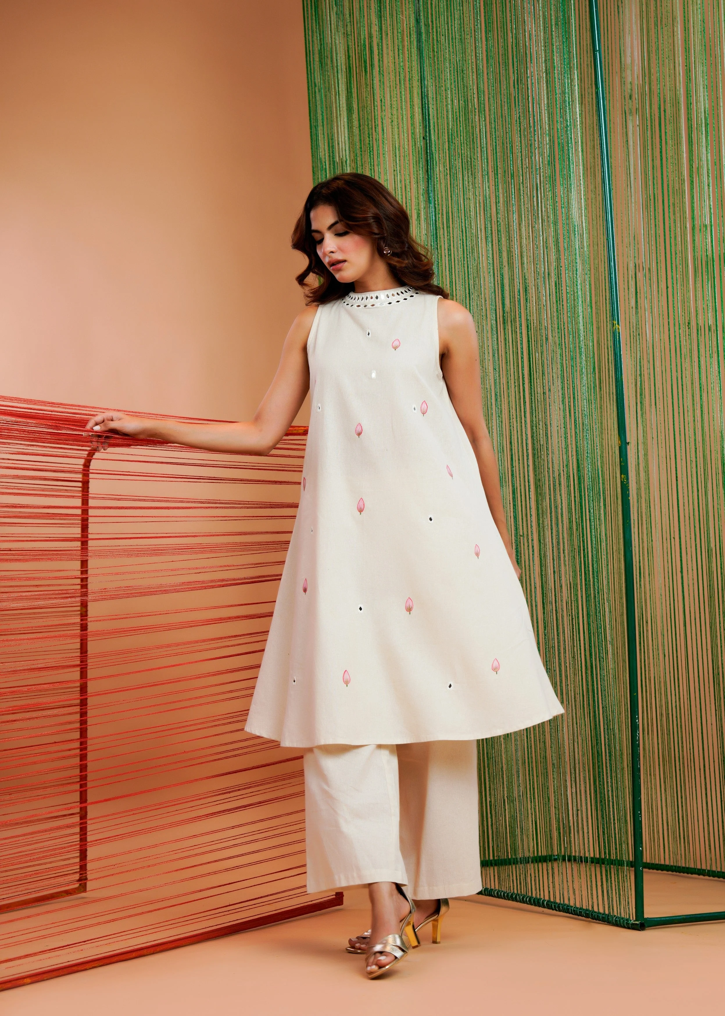 Off-White Mirror Work Linen Kurta Set - Image 6