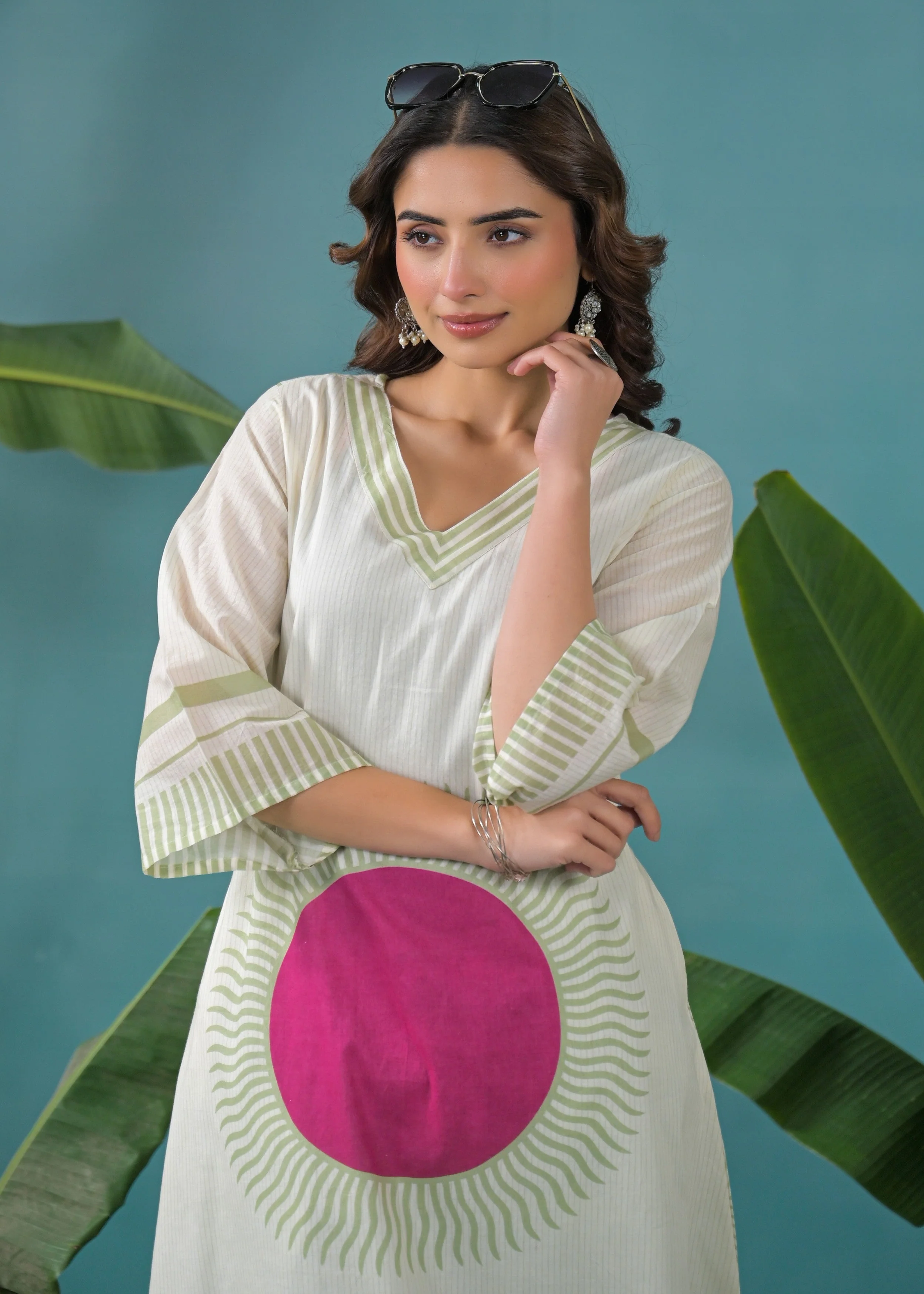 Magenta Sunburst Printed Mul Cotton Kurta Set - Image 3
