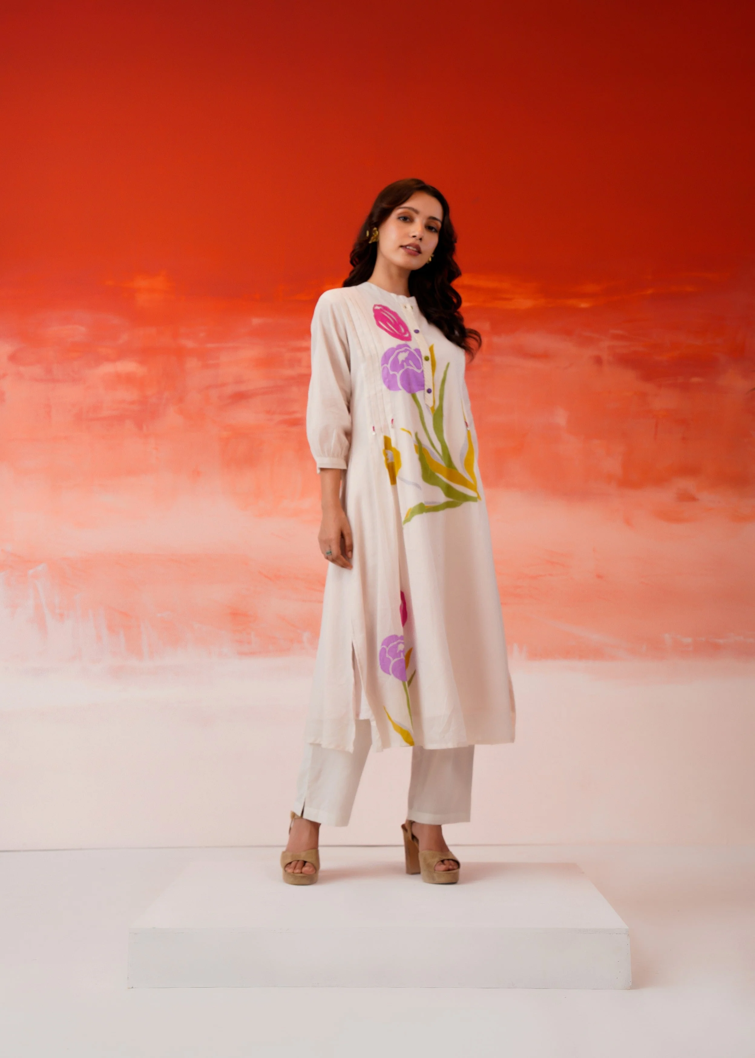 Off-White Tulip Printed Mul Cotton Kurta Set - Image 2