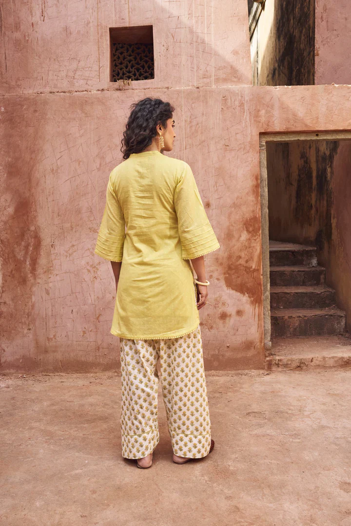 Pastel Yellow Mul-Cotton Kurta Set - Image 6