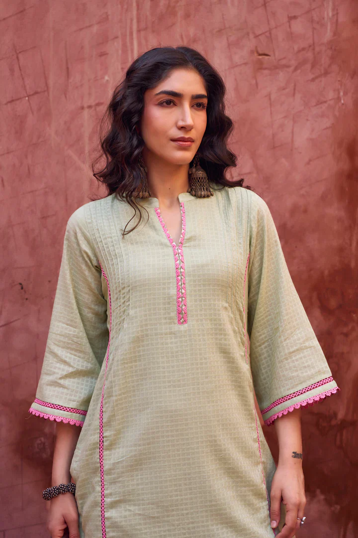 Pista Green Textured Mul-Cotton Kurta Set - Image 5
