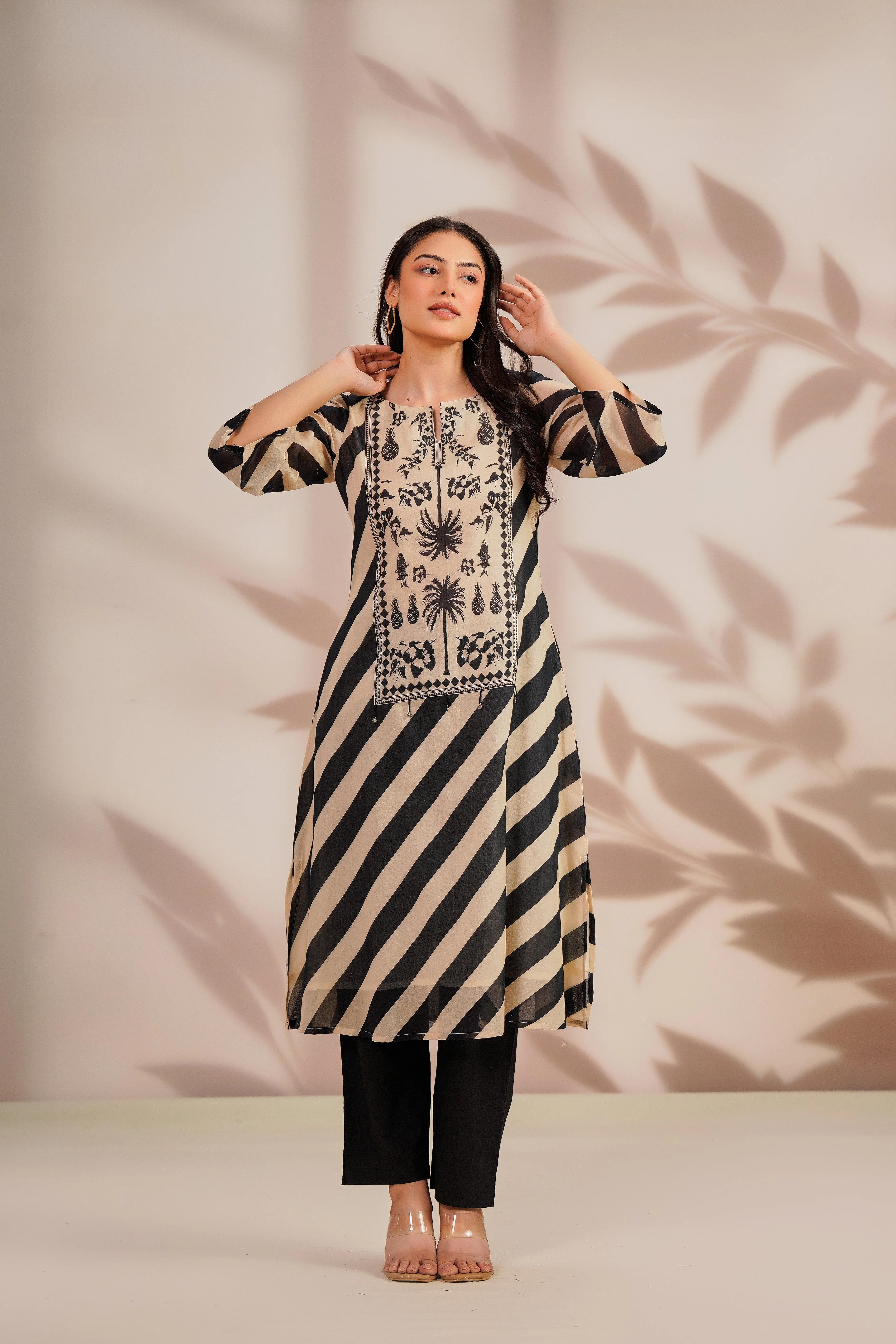 Midnight Noir Printed Cotton Kurta Set - Image 6