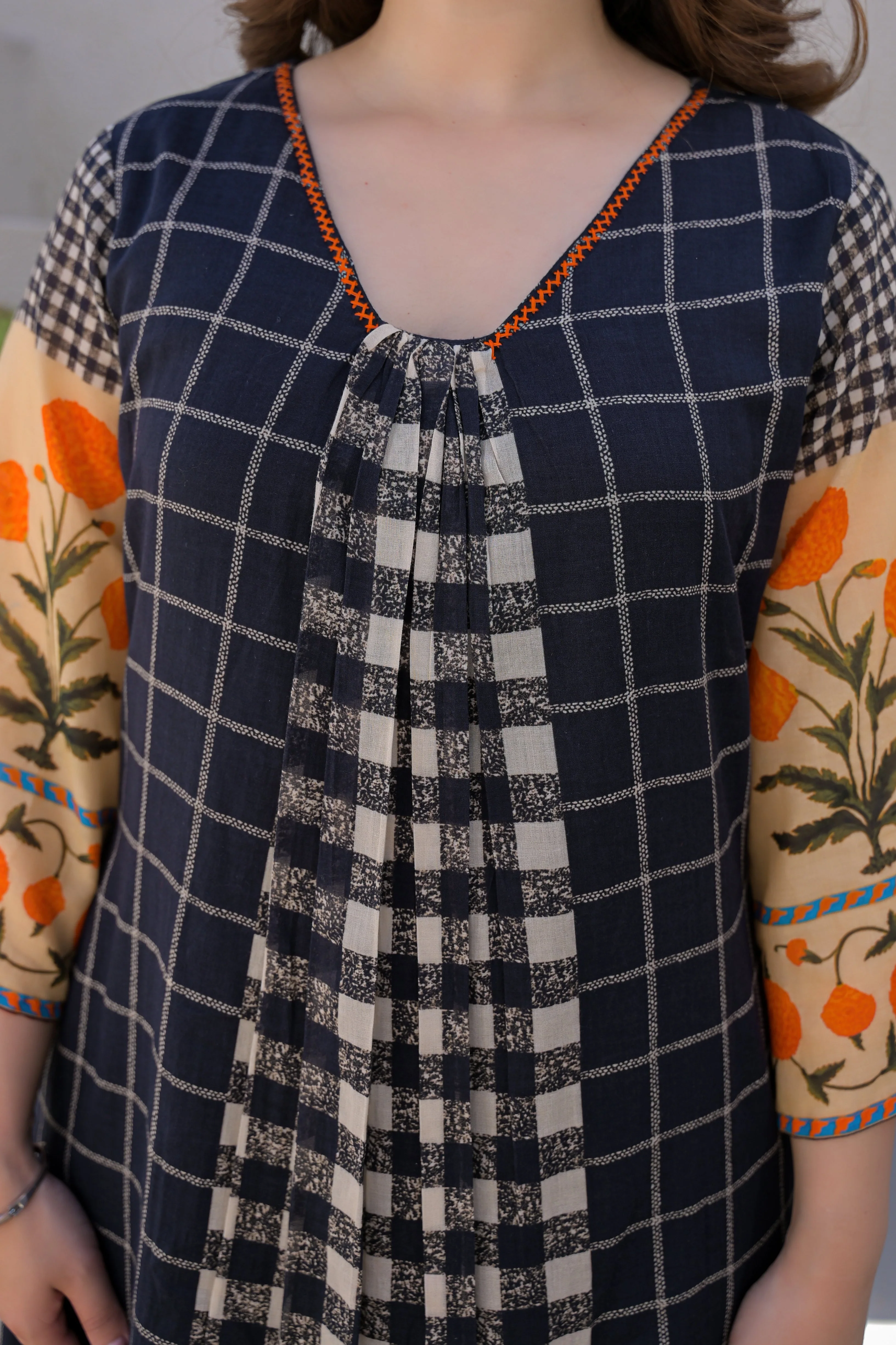 Midnight Noir Printed Cotton Kurta Set - Image 2