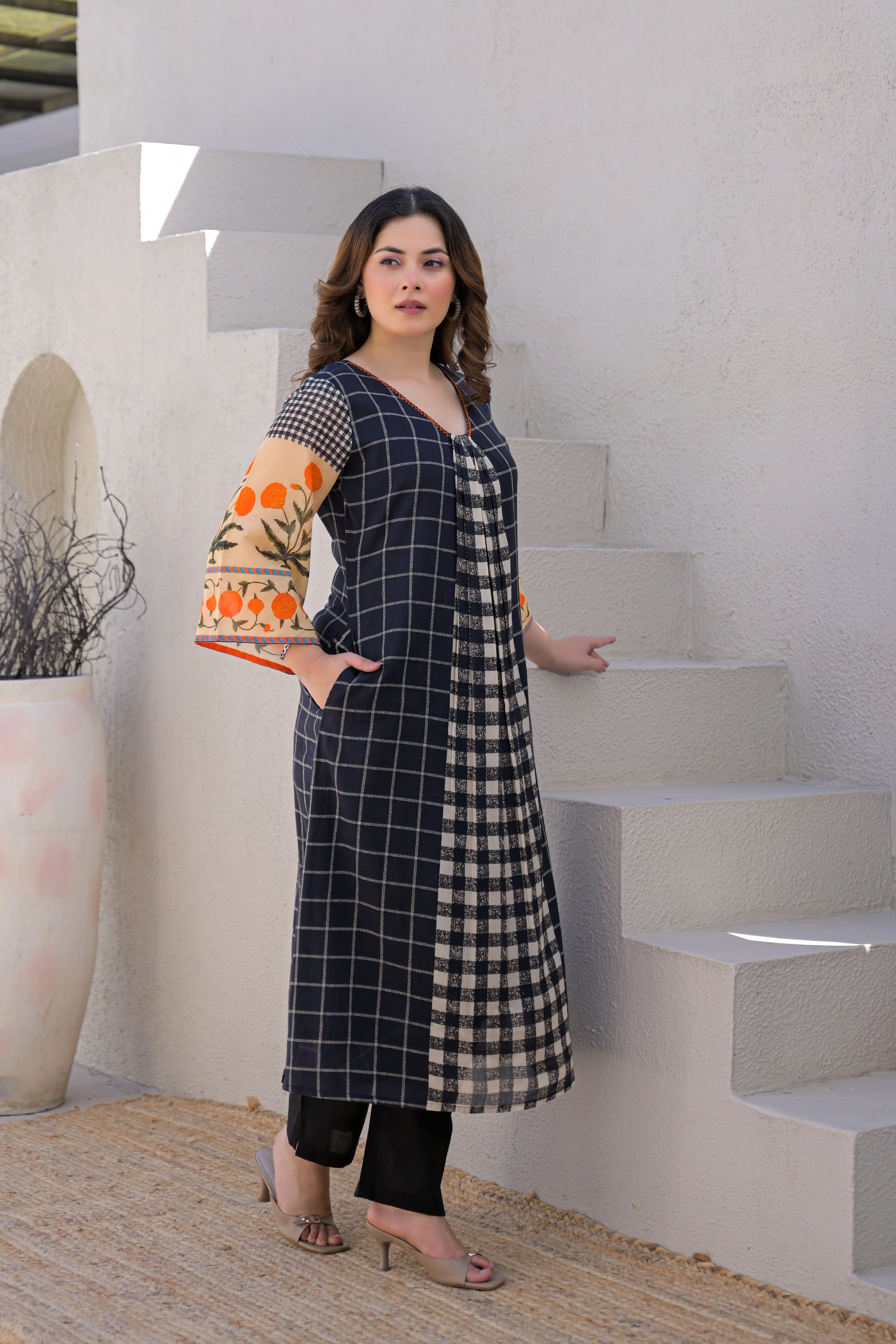 Midnight Noir Printed Cotton Kurta Set - Image 7