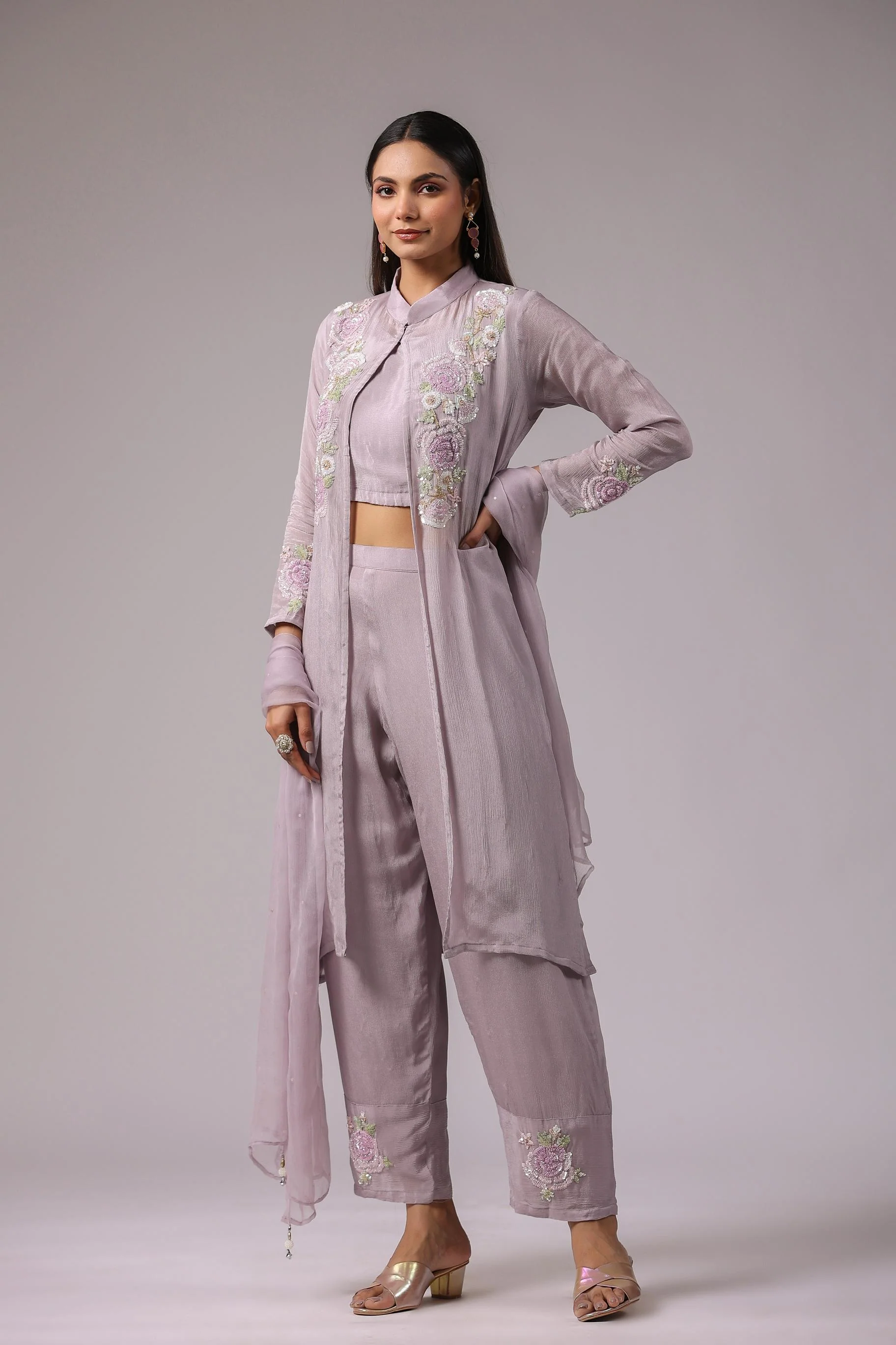 Vintage Mauve Floral Embroidered Chinon Silk Cape Set - Image 3