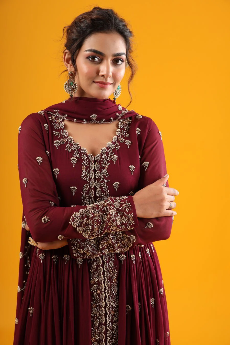 Wine Hand Embroidered Kurta &amp; Palazzo With Dupatta - Image 2